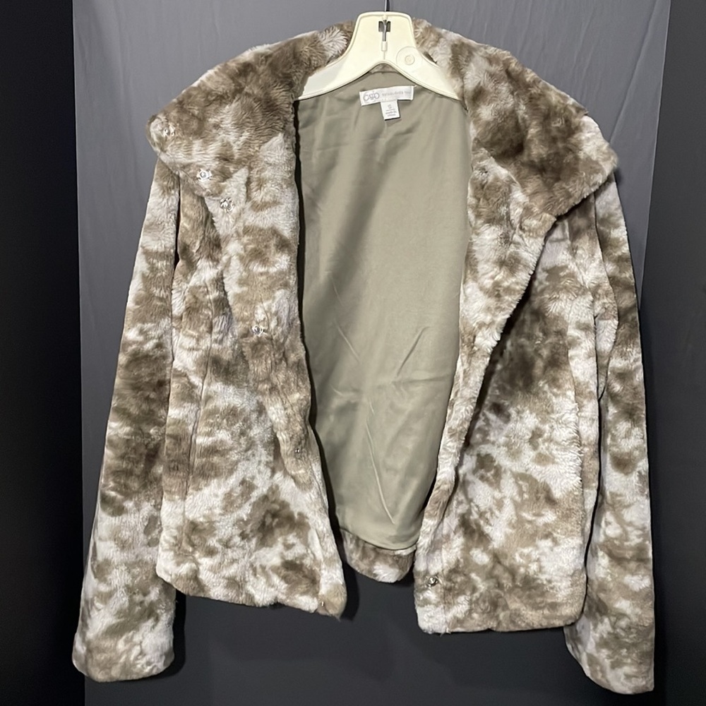 CATO camo faux fur jacket in women’s size small - Picture 4 of 9